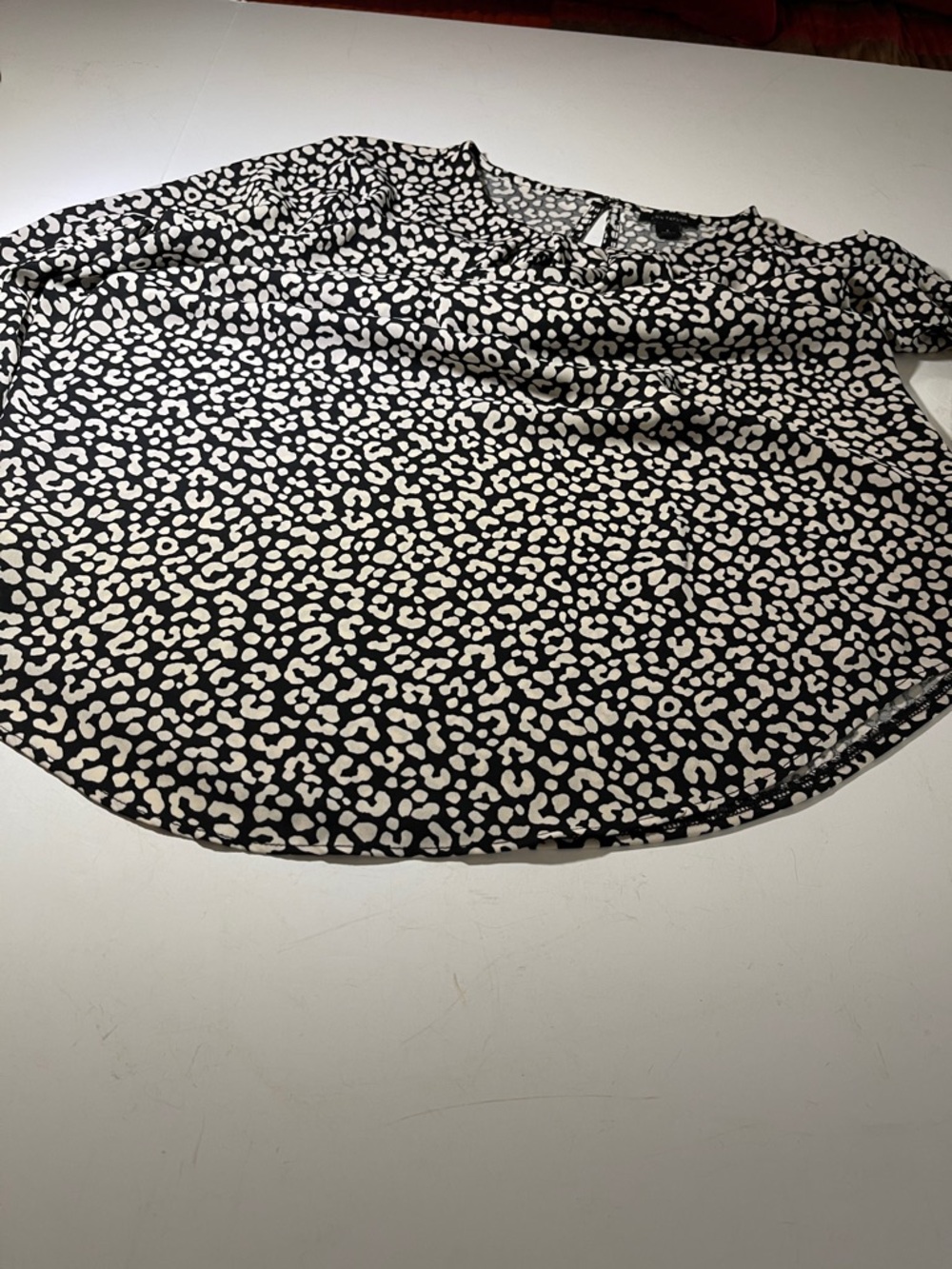 Ann Taylor Black and Cream Printed Long Sleeve Blouse - Picture 7 of 7